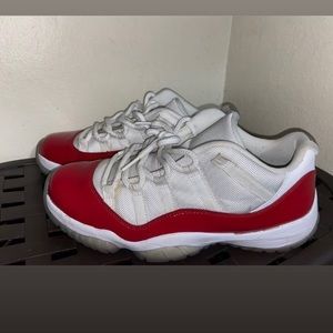 Men Jordan Cherry 11s